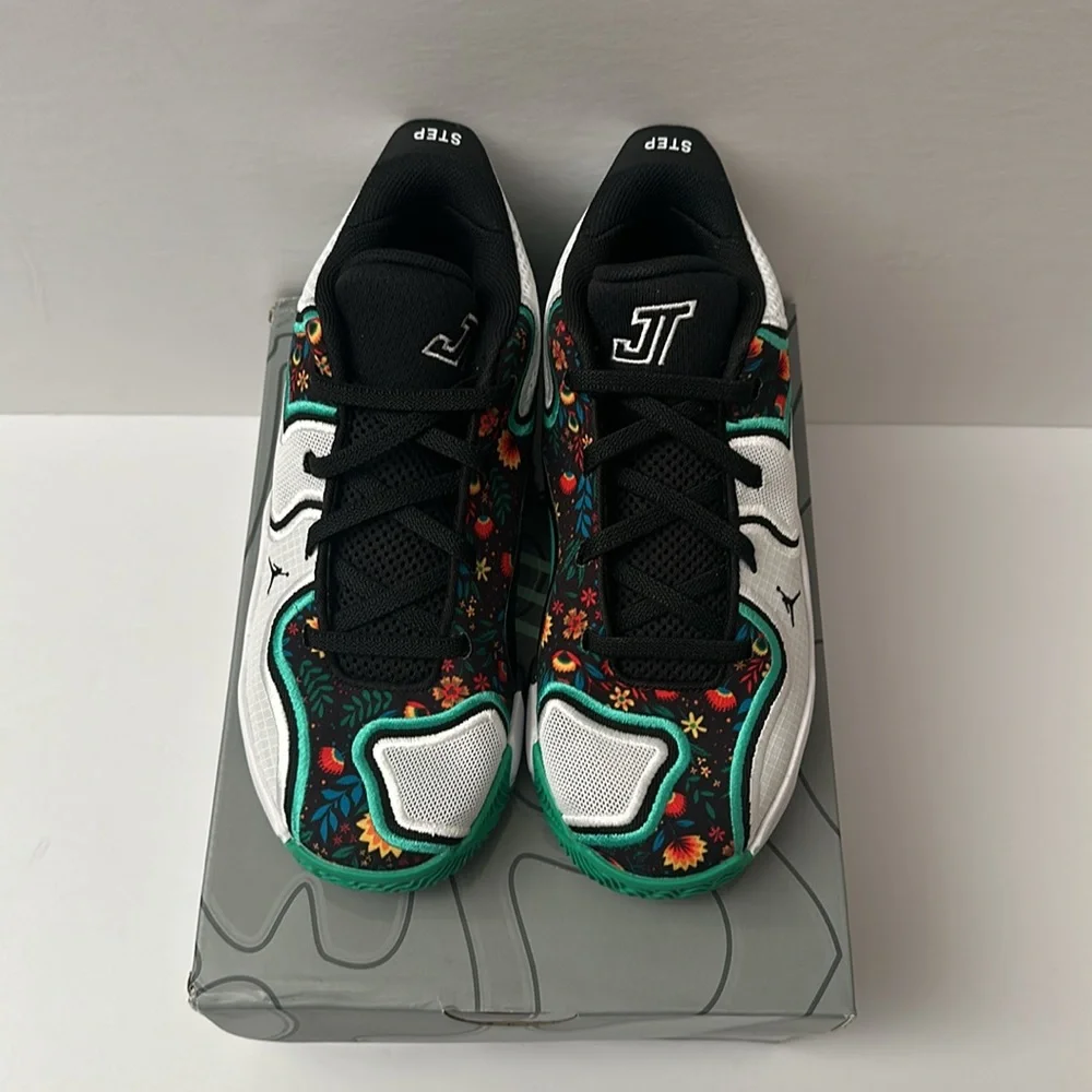 Tatum 3 ‘Welcome To The Garden’ (PS) Sz 11 (HF3137-103) - Picture 2 of 5